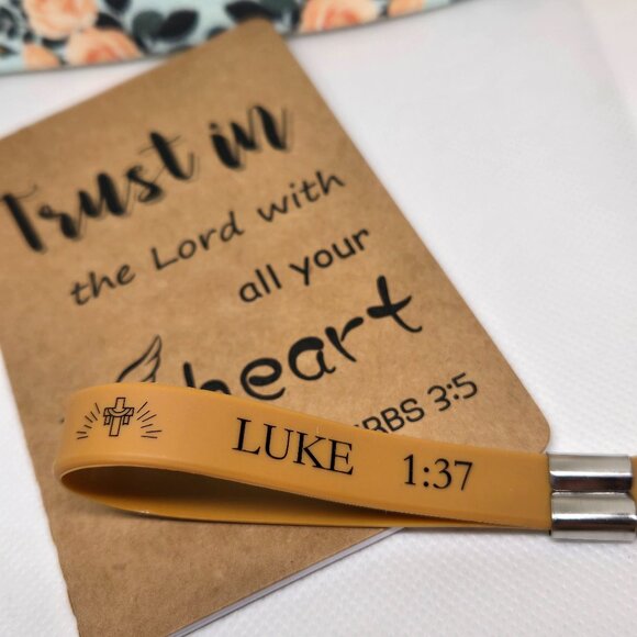 NEW INSPIRATIONAL FAITH CANVAS POUCH, NOTEPAD, PEN, BOOKMARK & KEYCHAIN GIFT SET - Picture 5 of 10